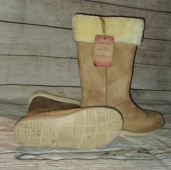 🎄Tall fluffy winter boots - Picture 4 of 5